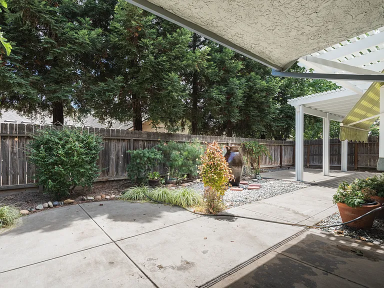 1881 E Frederick Ave — Photo 24