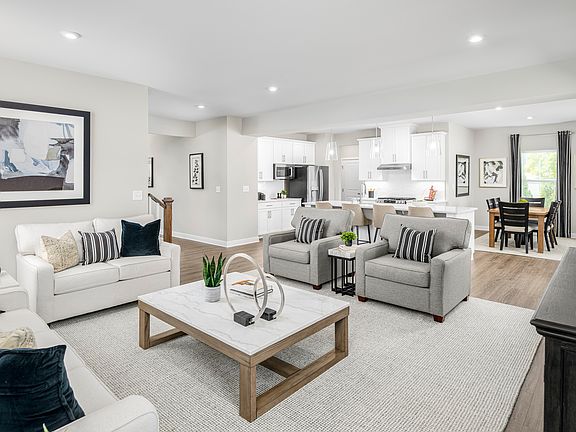 Columbia w Finished Basement