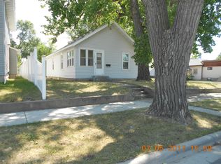 523 W Broadway, Williston, ND 58801