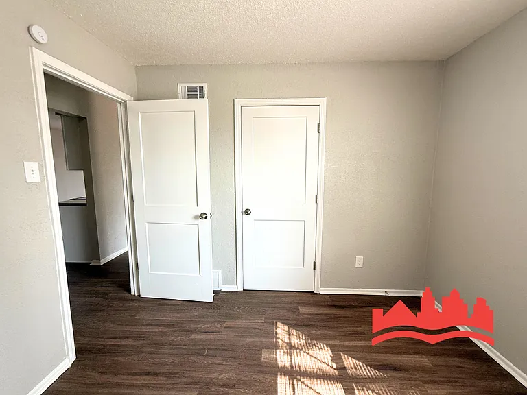 2538 Lisa Ave — Photo 8