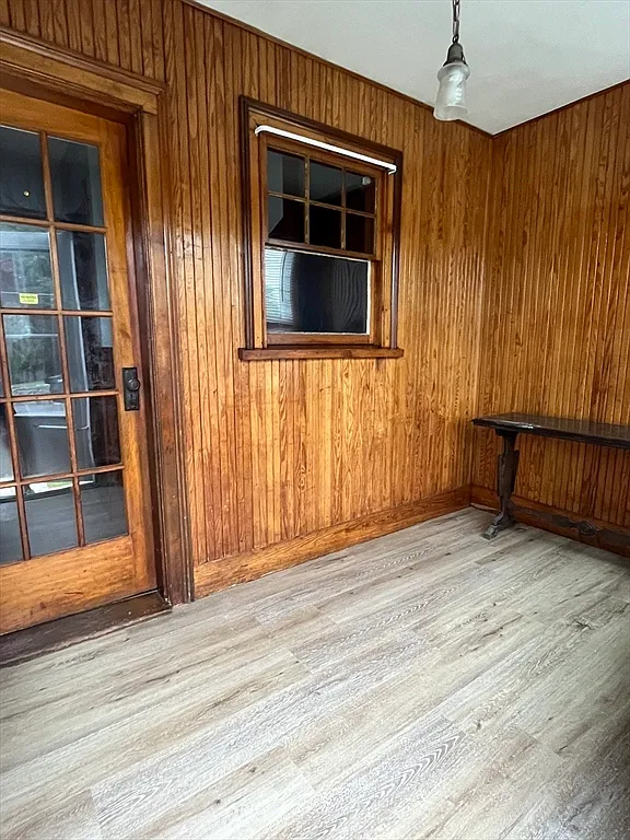 2 bed, 1.0 bath, 924 sqft, $2,000 — Photo 4