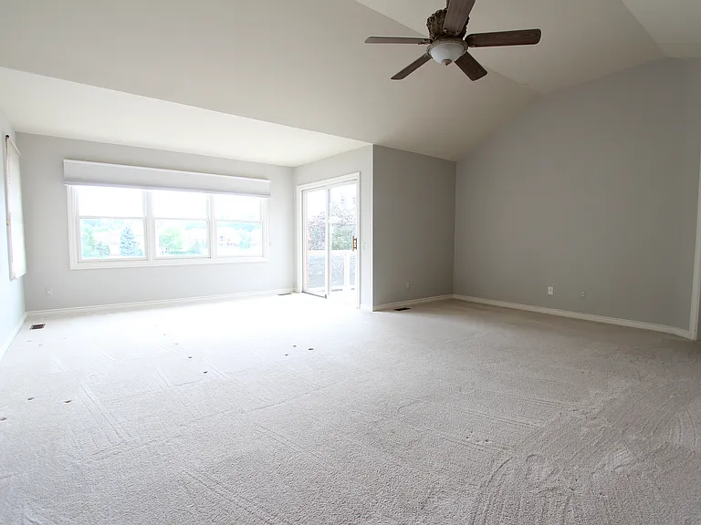 18547 Clairmont Cir E — Photo 19