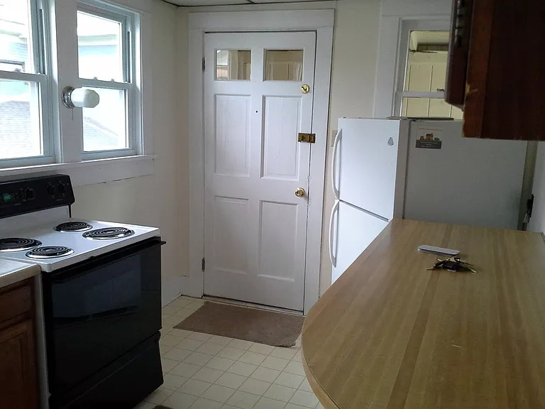 117 W Bald Eagle St — Photo 14