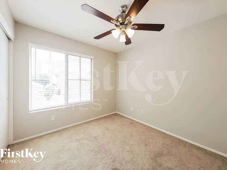 6968 W Aire Libre Ave — Photo 12