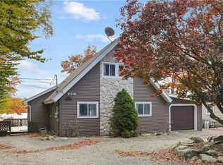 6049 Boardwalk Dr, Tobyhanna, PA
