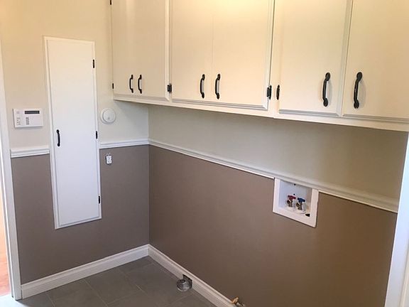 3rd image of 4854 Biloxi Ave #4854
