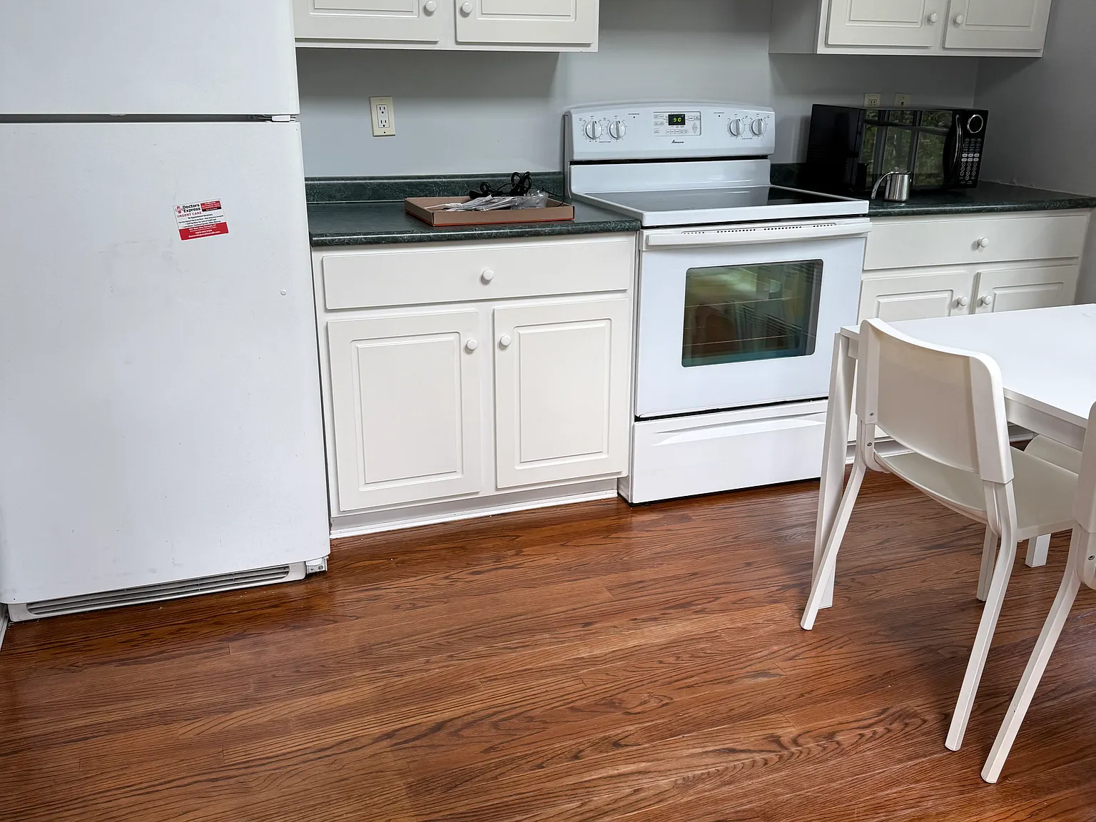 1 bed, 750 sqft, $3,200 — Photo 4