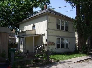 503 Eastwood Ct, Woodstock, IL 60098