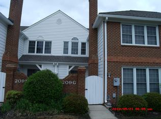 209 Amersham Dr, Yorktown, VA 23693
