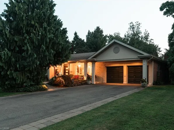 1458 Broadmoor Ave, Mississauga, ON L5G 3T5