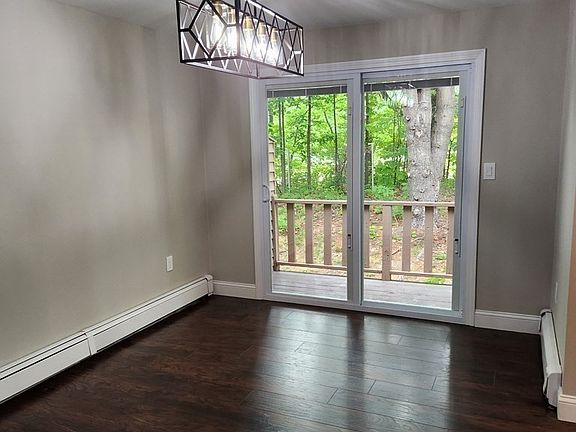 5th image of 83 Casablanca Ct