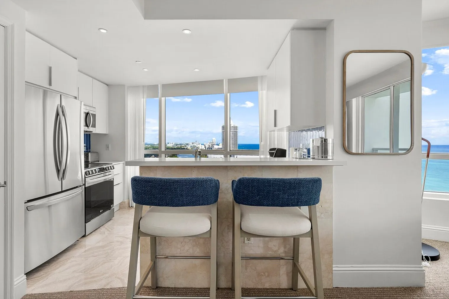1 bed, 2.0 bath, 1076 sqft, $12,042 — Photo 4