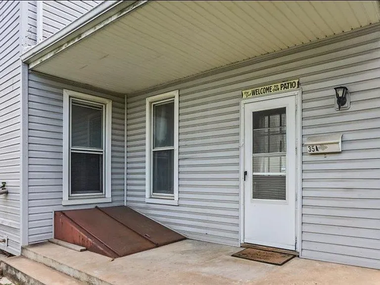 35 W Donegal St #2 — Photo 20