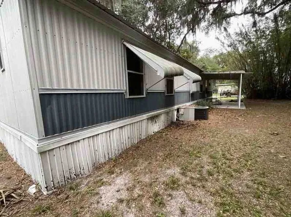 1878 Cr439d, Lake Panasoffkee, FL 33538