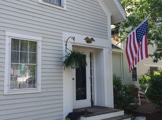 8 Bedford Rd, Carlisle, MA 01741