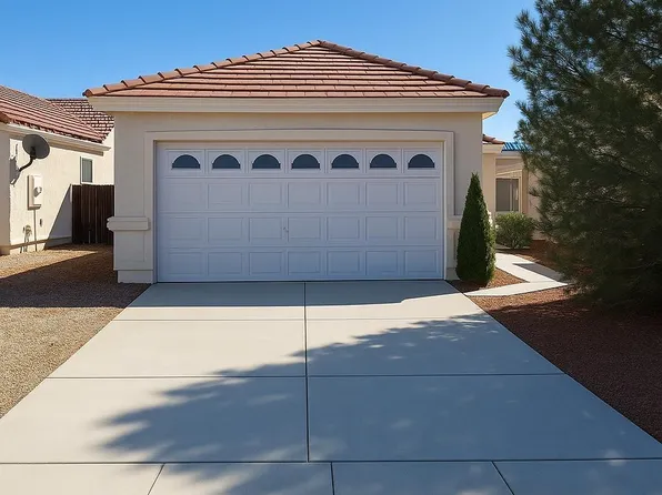 6690 Dorchester Dr, Sparks, NV 89436