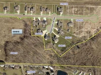 Manchester Ave NW, Massillon, OH, 44647