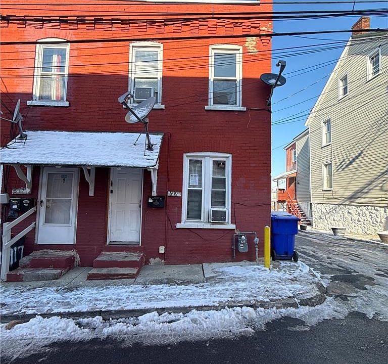 1st image of 919 Mechanic St