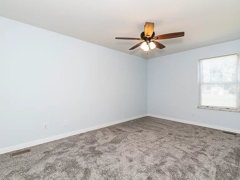 7645 Timbercreek Ct #4 — Photo 10