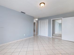 8893 SW 36th St #1, Miami, FL 33165