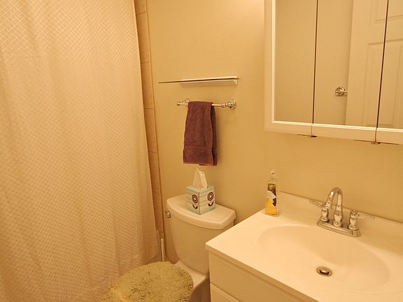 1st floor bathroom