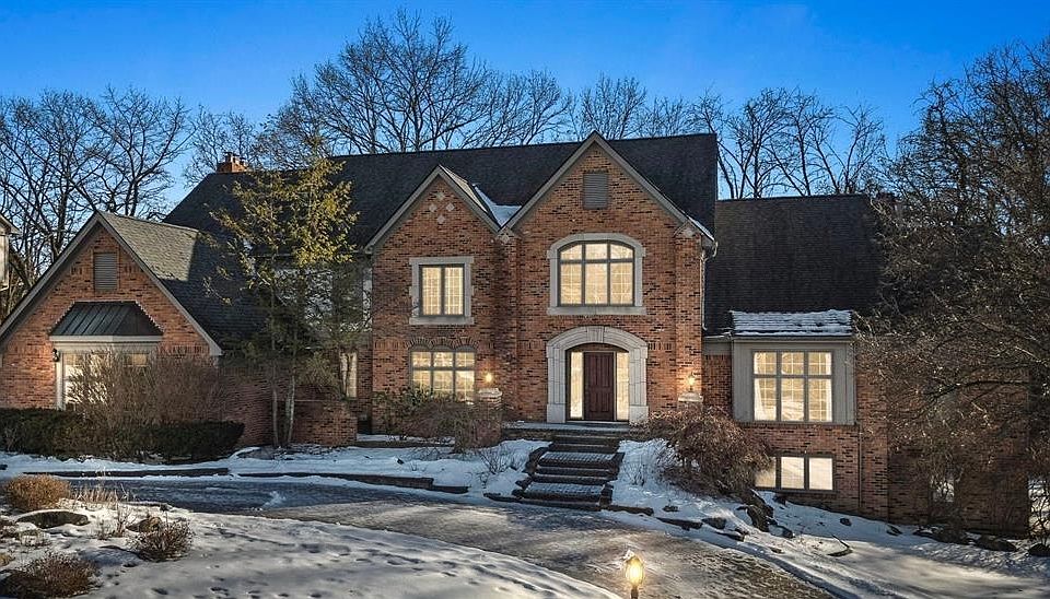 1st image of 1337 S Carillon Ct