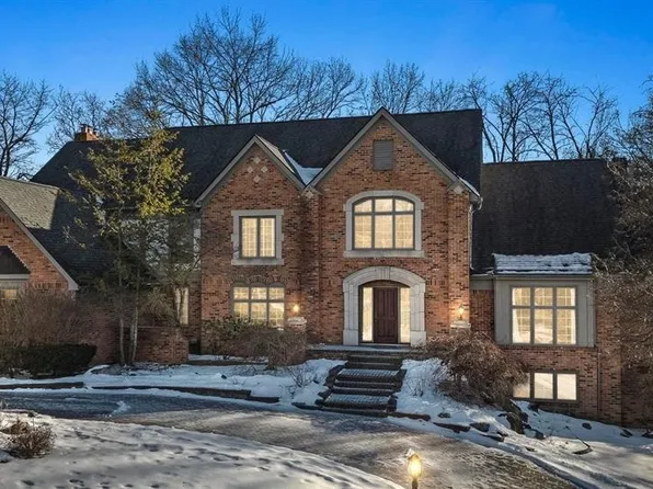 1337 S Carillon Ct, Bloomfield Hills, MI 48302
