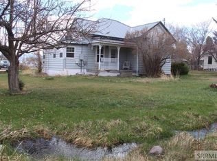 400 N 9th St, Challis, ID 83226