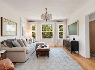 127 Irving Ave #4, Providence, RI 02906