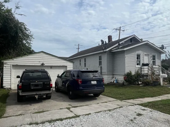 2749 Decatur St, Lake Station, IN 46405