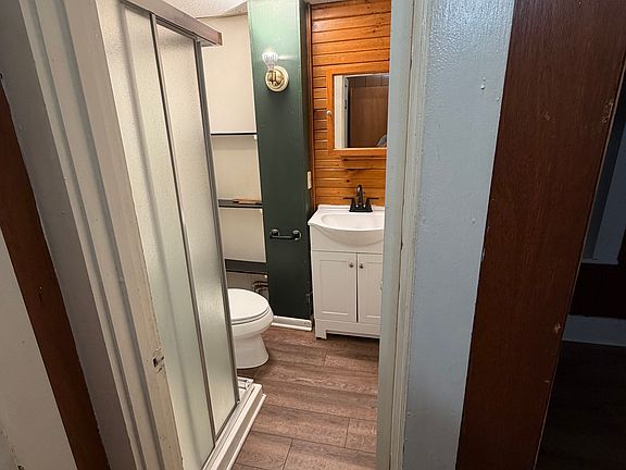 5th image of 2631 Peach St #7