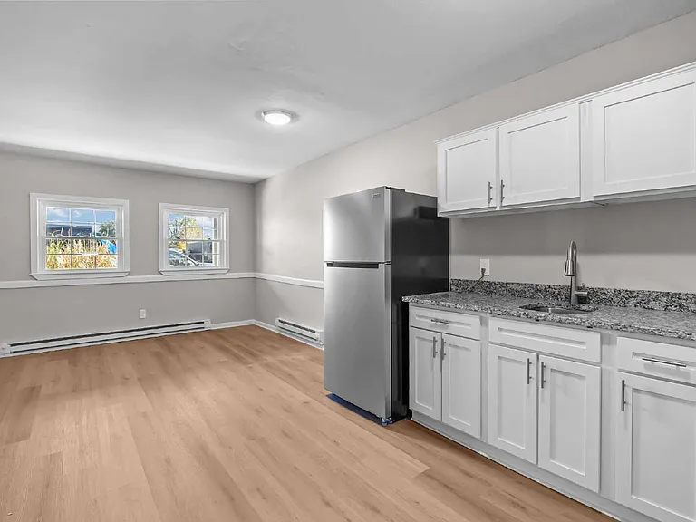 827 E Ocean View Ave #4 — Photo 8