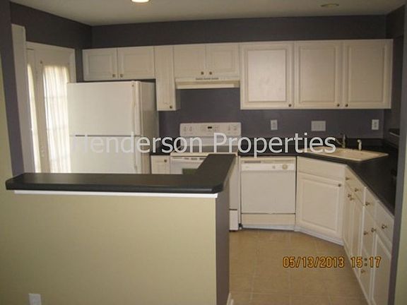 5th image of 8833 Roseton Ln