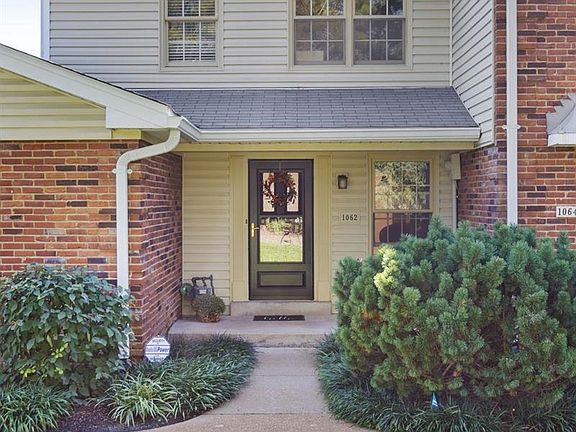 2nd image of 1062 Brooksgate Manor Dr