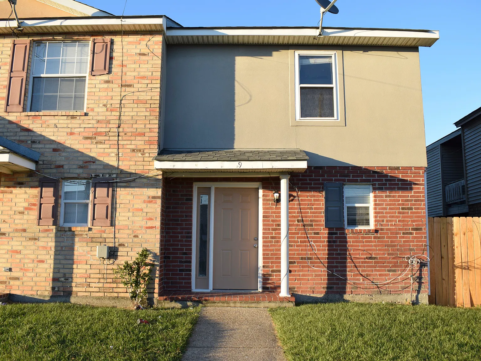 3 bed, 1450 sqft, $1,450 — Photo 1