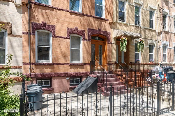 Rented by Citi Habitats | media 12