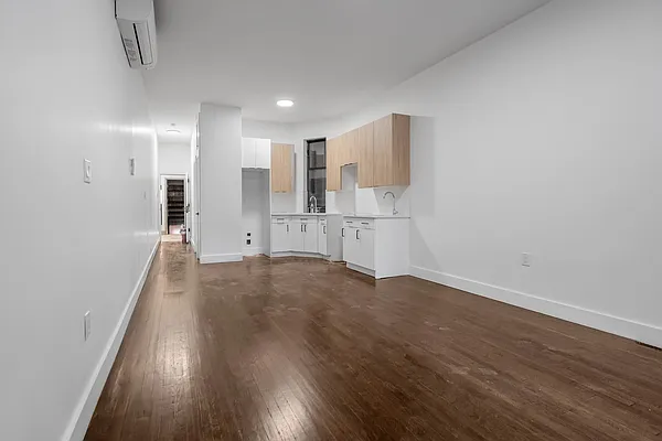 Rented by Doorway NYC, LLC | media 13