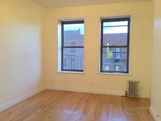 Rented by Uptown Flats LLC | media 10