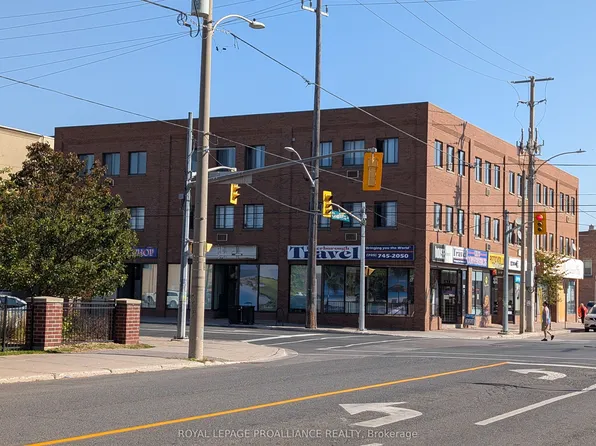 328 Aylmer St N #308, Peterborough, ON K9H 3V6