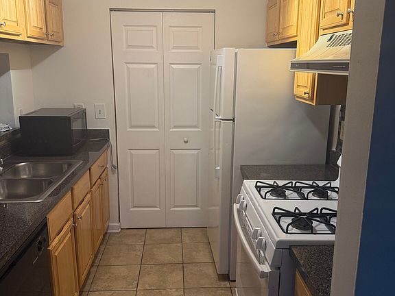 5th image of 767 Windchase Ln