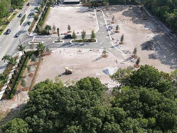 3rd image of 1109 Prosperity Village Drive