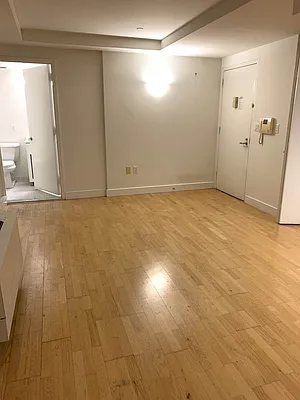 Rented by Compass | media 10