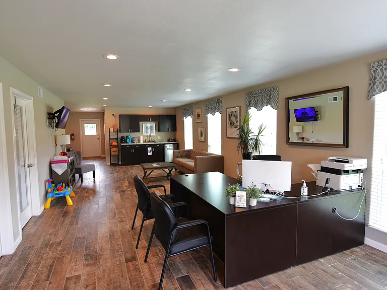 The Phoenix Apartments — Photo 20