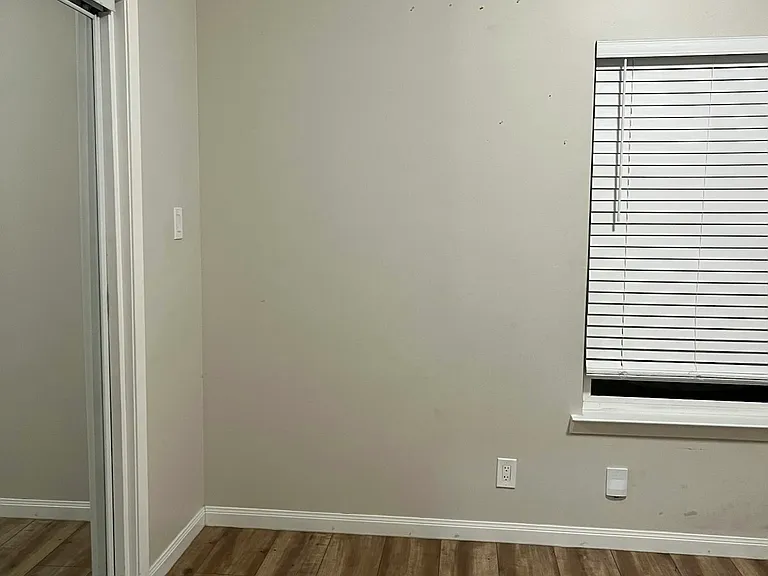 1904 Hearthstone Dr #102 — Photo 18