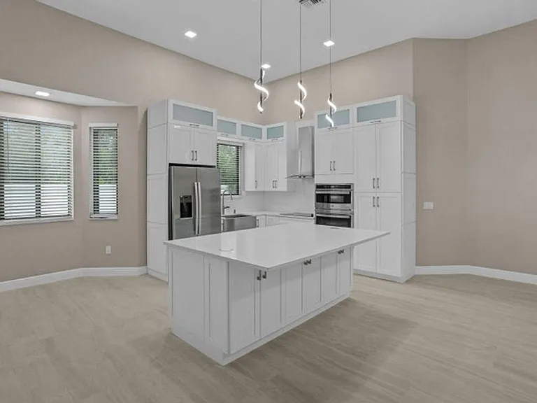 8985 NW 45th Ct — Photo 1