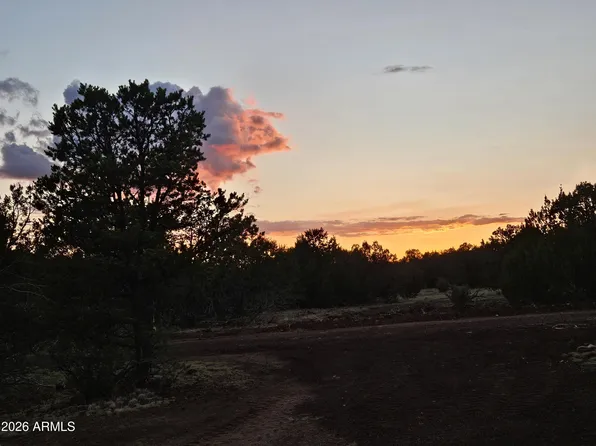 1760 W HONEYSUCKLE Road #5, Williams, AZ 86046