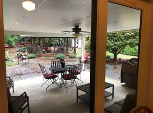 207 Arphenia Dr, West Union, SC 29696