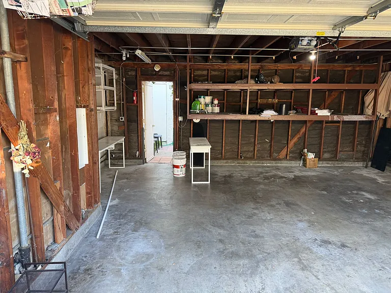 2450 Vista Hogar — Photo 18