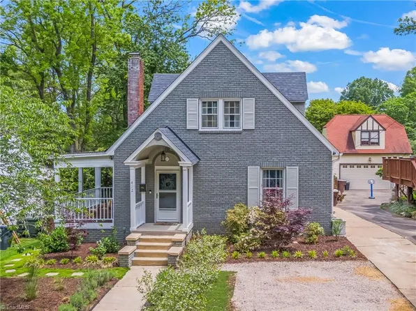 412 Hillcrest Dr, Greensboro, NC 27403