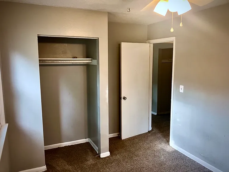 138 S Wire Ave — Photo 8